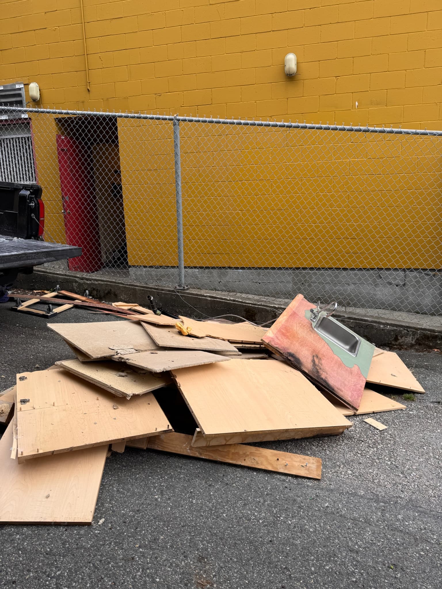 Commercial debris